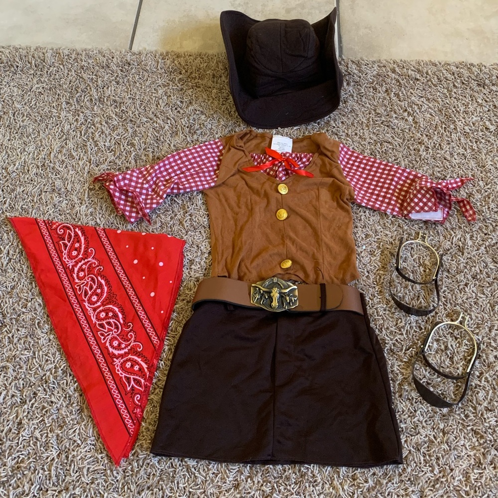 Cowgirl Costume Size Small 4-6